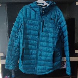 Under Armour men blue medium puffer jacket